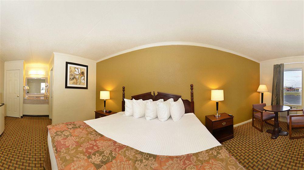 Quality Inn Манчестър Екстериор снимка
